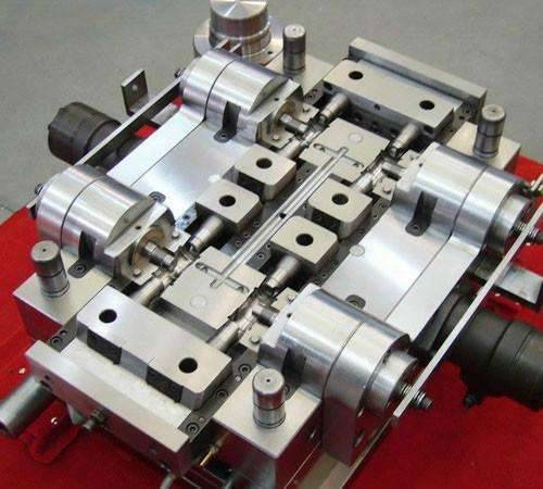 【兰州汽车模具加工图片】兰州汽车模具加工